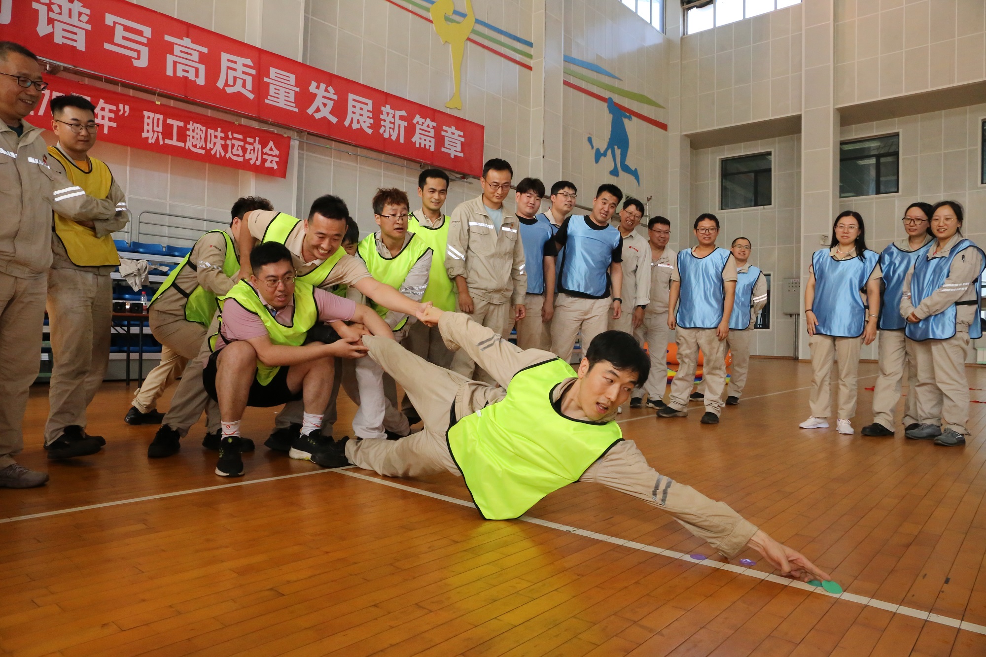 【现场风范】王滩发电公司3.jpg