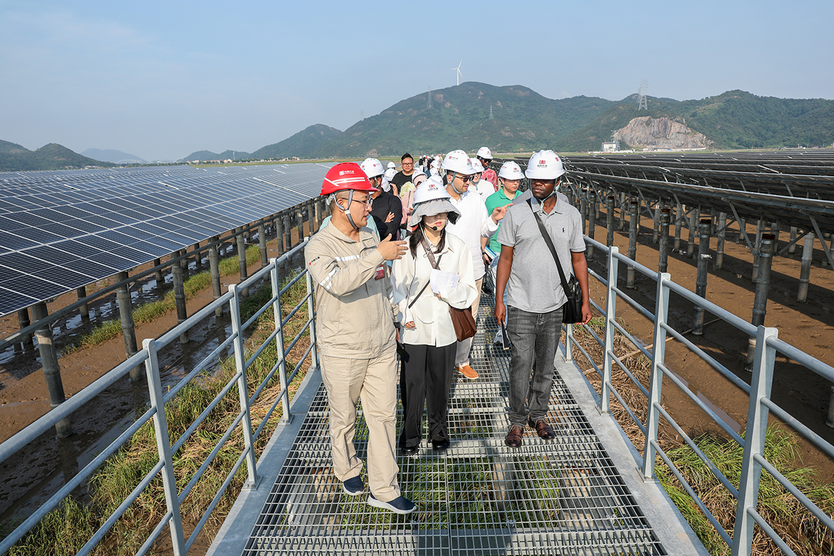 1723792320159062737.jpg 304ÓÀÀû¼¯ÍÅΨһ³¤´óÍ¿¹â·üµçÕ¾ÂÃÐÐ1a.jpg